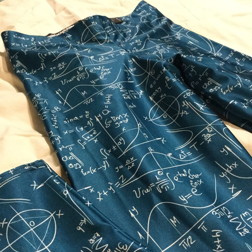 Blackmilk Mathmaticool leggings small